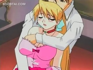 Smashing blond l'anime jeune dame obtient chatte doigt taquiné