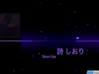 Shiori uta 渴望 為 harsh stimulation 到 她的 屄