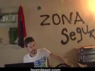 Oyeloca küçük tüysüz lezbiyen genç tugjob arelis lopez siyah am