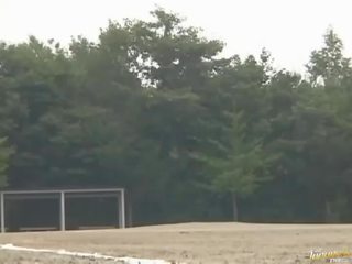 These Japanese amateurs are sporty exhibitionists