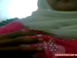 Hijab pinky sbattuto da bf