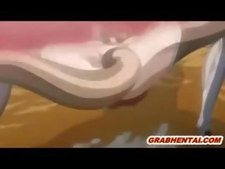Giapponese damsel hentai con rimbalzare tette tentacoli scopata