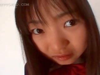 Teenage isin asia diva and her first time with alat vibrator