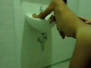 Thai kalye puta magkantot sa banyo